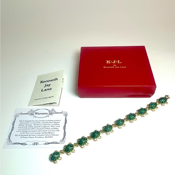KJL Kenneth Jay Lane Green Enamel Turtle Link Bracelet Gold Tone w/ Box  & Pouch - Picture 11 of 16
